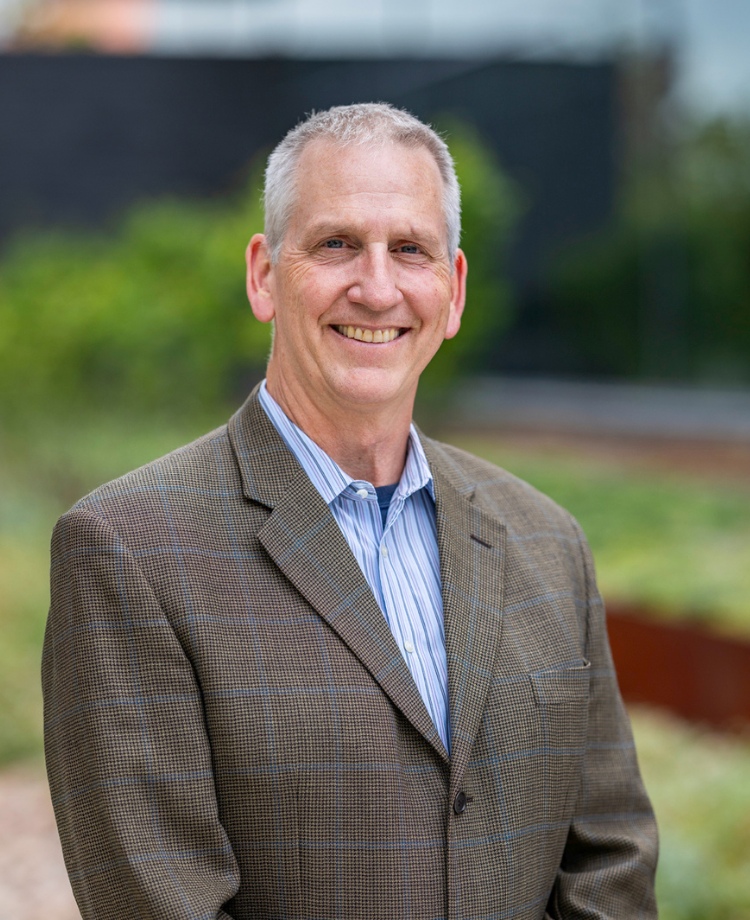 Chris Myatt headshot